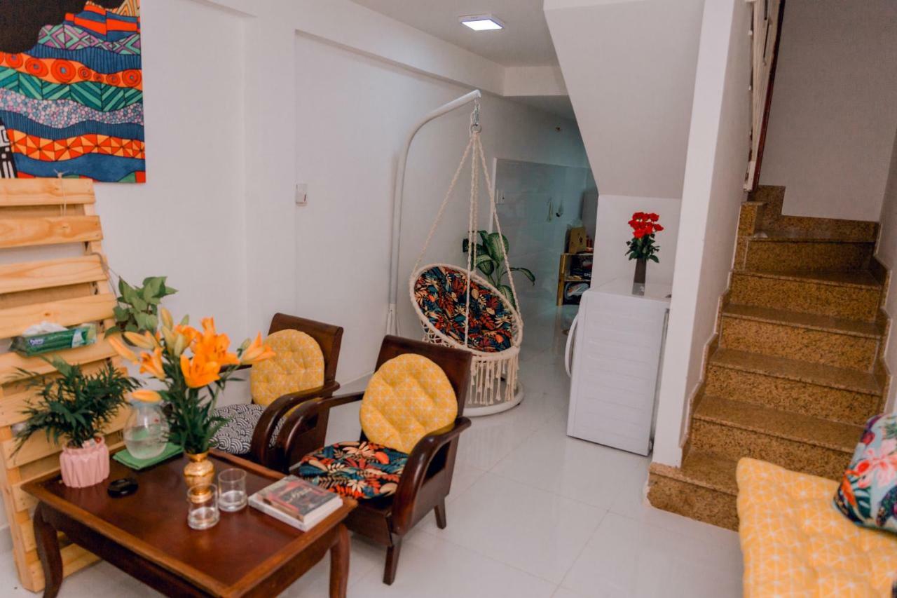 Adora Bui Vien Homestay Хошимин Экстерьер фото