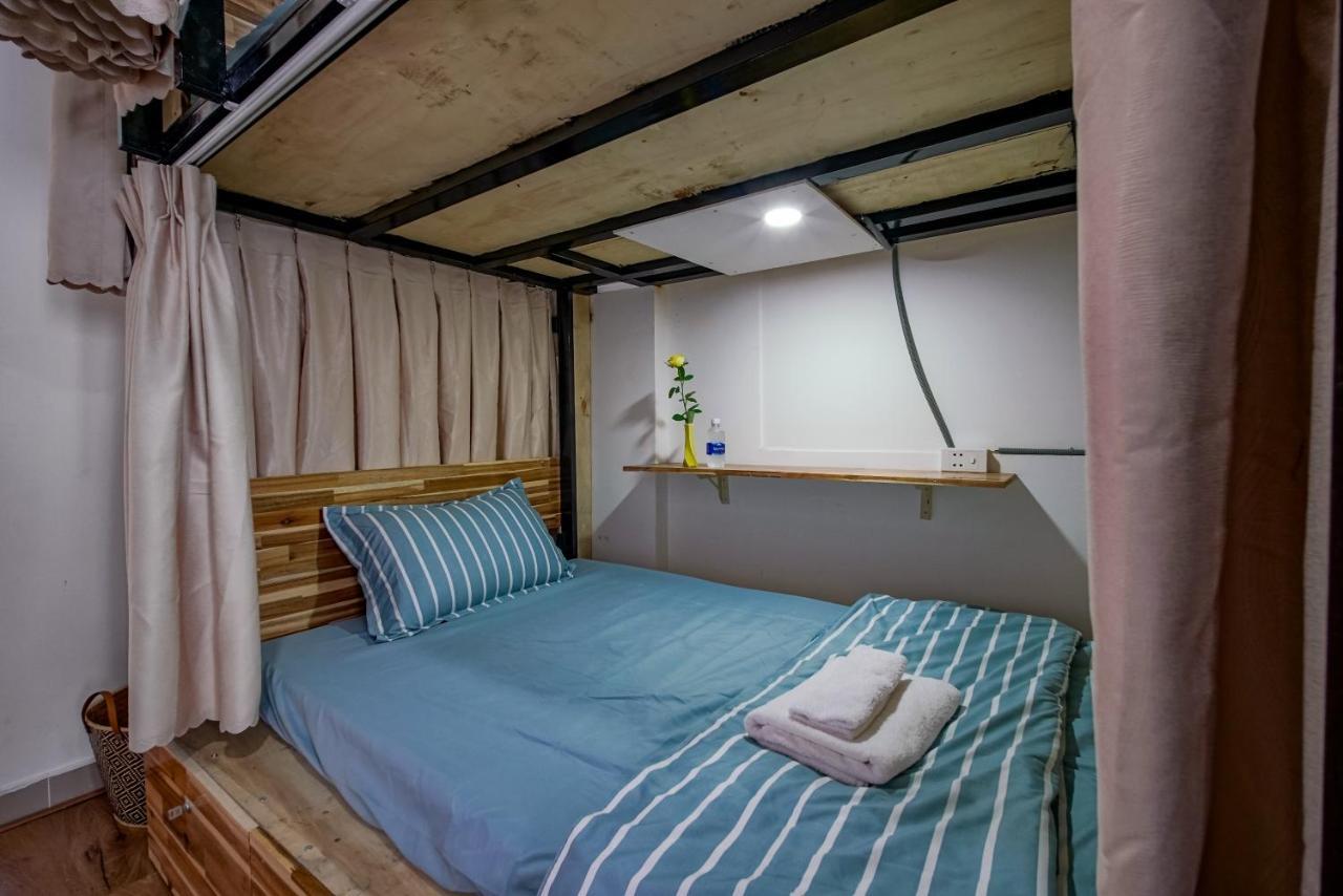 Adora Bui Vien Homestay Хошимин Экстерьер фото