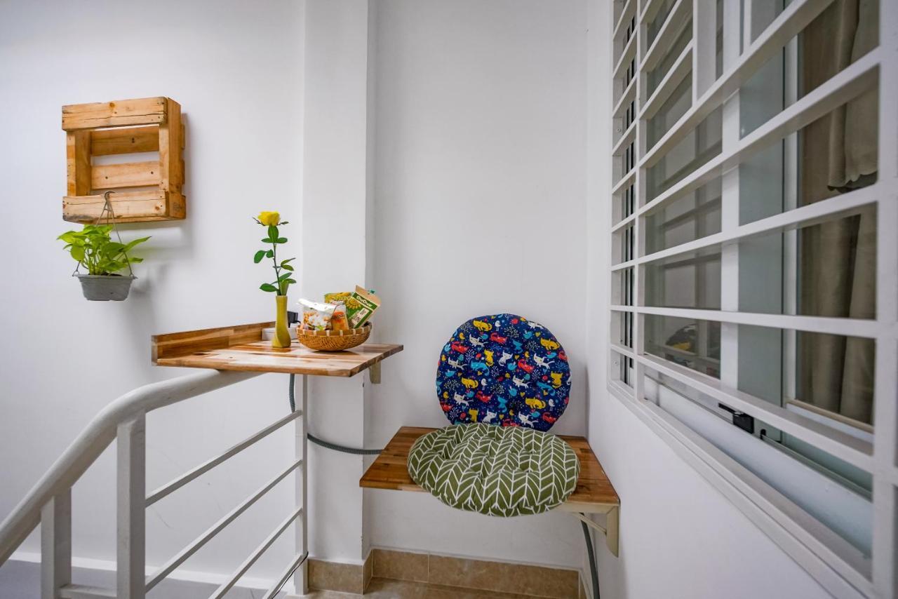 Adora Bui Vien Homestay Хошимин Экстерьер фото